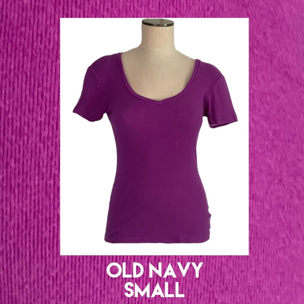 Old Navy V-Neck Shirt Purple Magenta Fuchsia Scooped S Small Soft Short Sleeve